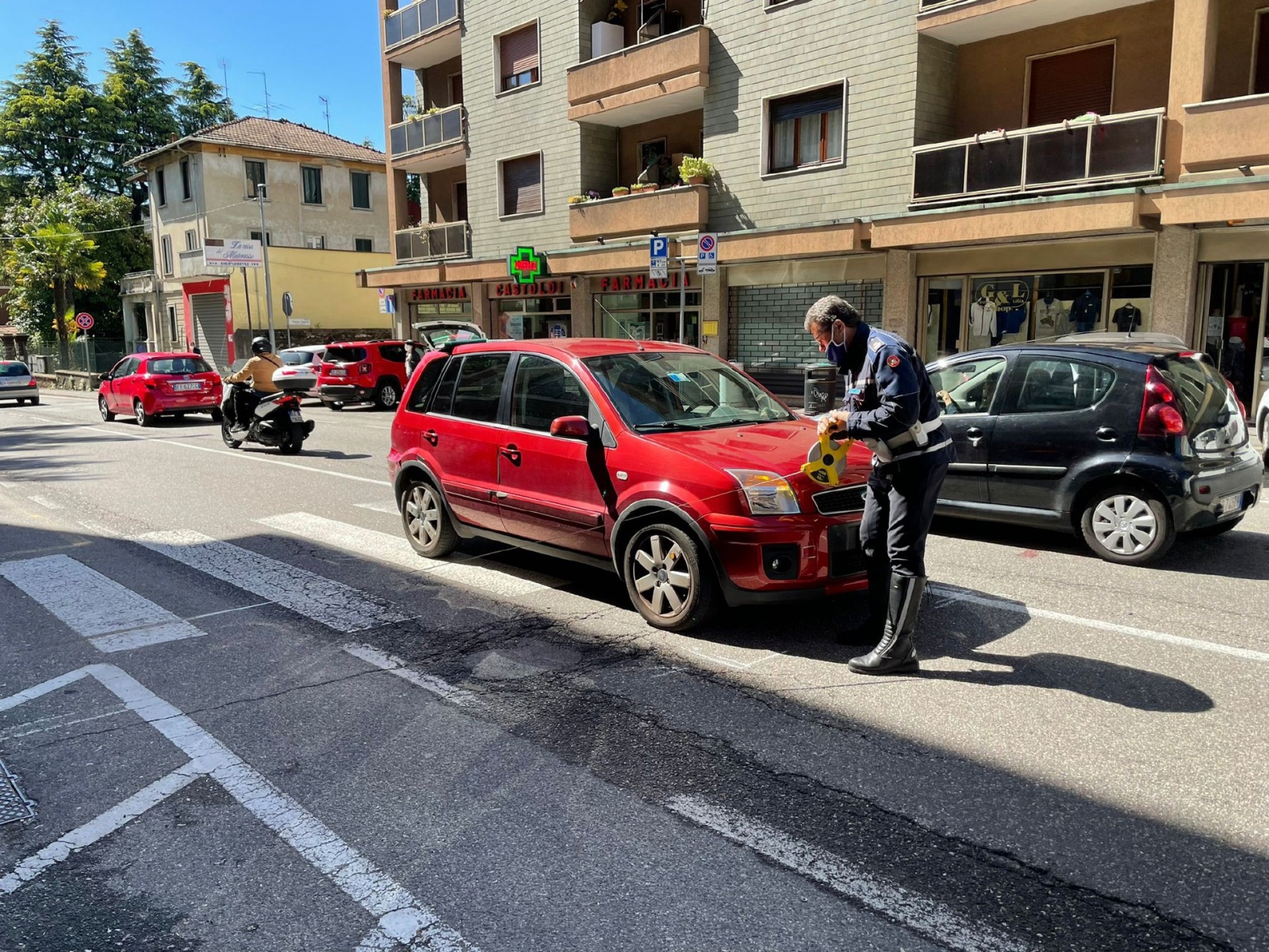 Il luogo dell’investimento del pedone, in via Caracciolo