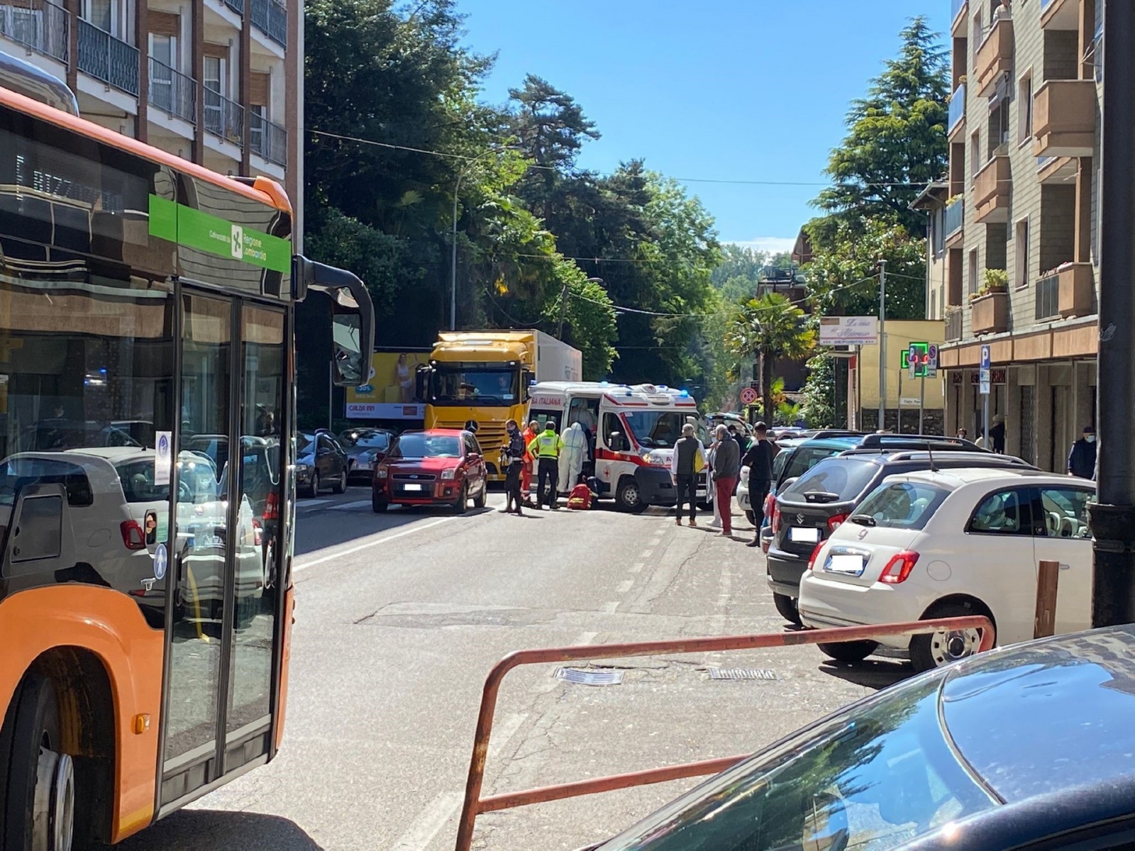 Il luogo dell’investimento del pedone, in via Caracciolo