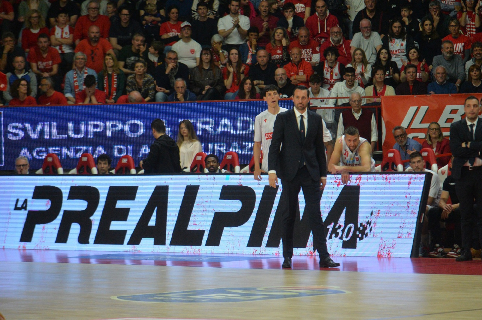 VARESE. BASKET LBA. OPENJOBMETIS VARESE-GIVOVA SCAFATI NELLA FOTO BRASE