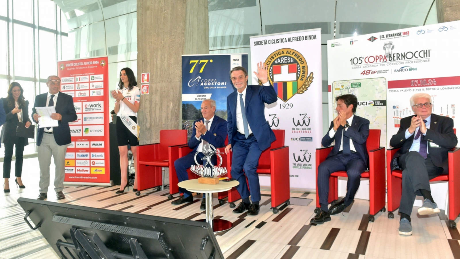 MILANO. PRESENTAZIONE TRITTICO LOMBARDO 2024 A PALAZZO PIRELLI CON RENZO OLDANI, PRESIDENTE SC BINDA, ATTILIO FONTANA, GOVERNATORE LOMBARDIA E ASSESSORE REGIONALE FRANCESCA CARUSO