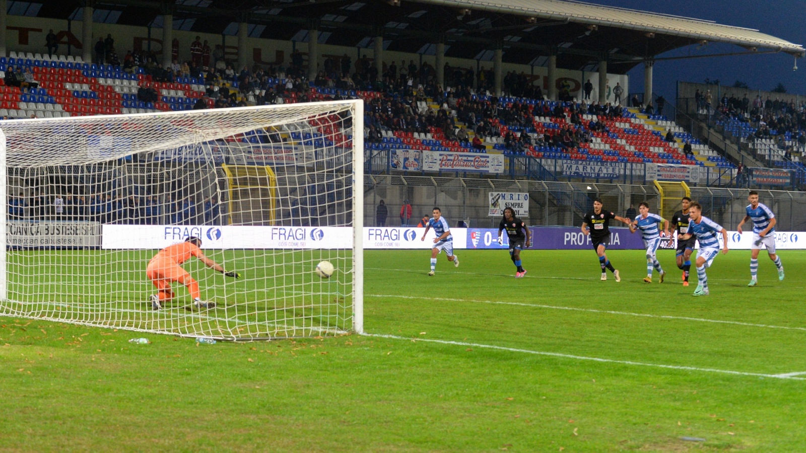 BUSTO ARSIZIO PRO PATRIA NOVARA CALCIO NELLA FOTO GOL TERRANI RIGORE