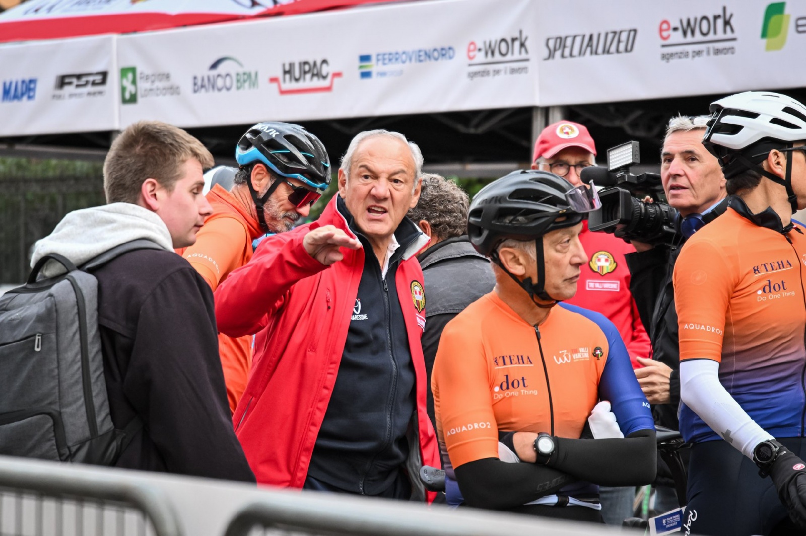 TRE VALLI VARESINE GRAN FONDO E MEDIO FONDO PARTENZE E VILLAGE