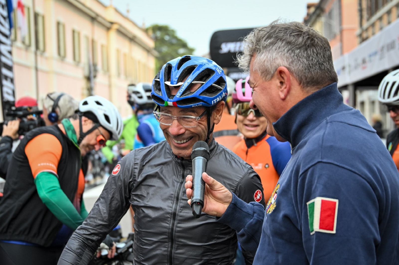 TRE VALLI VARESINE GRAN FONDO E MEDIO FONDO PARTENZE E VILLAGE