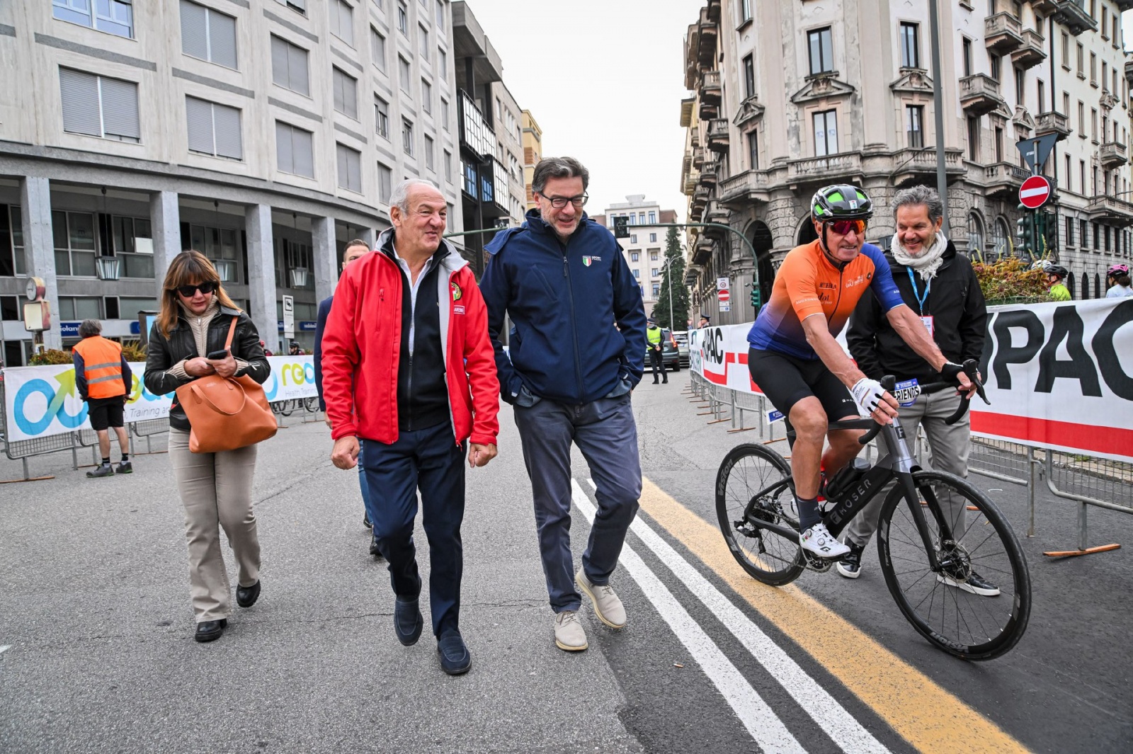 TRE VALLI VARESINE GRAN FONDO E MEDIO FONDO PARTENZE E VILLAGE MINISTRO GIORGETTI, RENZO OLDANI