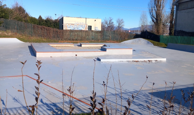 Arona, skatepark pronto. Ma inutilizzabile