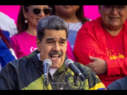 Maduro: l'intesa con l'opposizione sul voto è ferita a morte