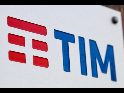 Tim rimbalza in Borsa, apre a +1,18%