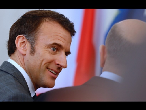 Macron, in Ucraina forse serviranno operazioni sul terreno