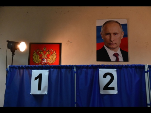 Putin all'87,8% dei voti secondo i primi exit poll