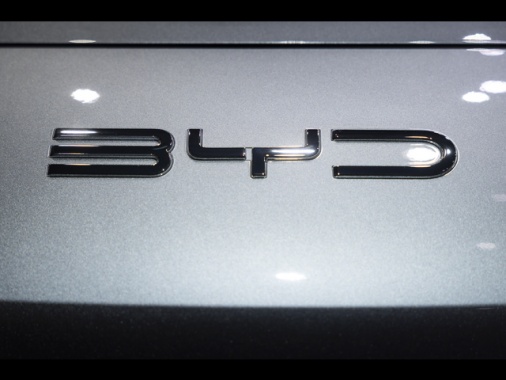 Byd macina utili anche nel 2023, +80,7% a 4,16 miliardi