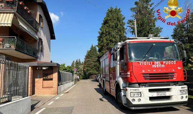 L’intervento dei vigili del fuoco a Venegono Superiore