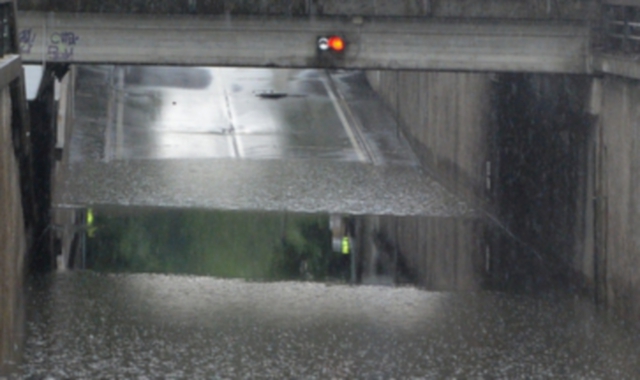 Maltempo nel Novarese, allagamenti a Oleggio e strade chiuse