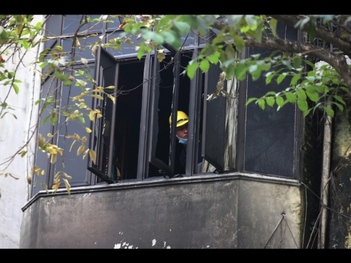 Vietnam: incendio devasta condomino a Hanoi, 14 morti e 3 feriti