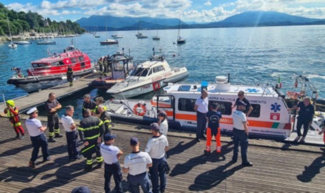 Maxi esercitazione sul lago Maggiore