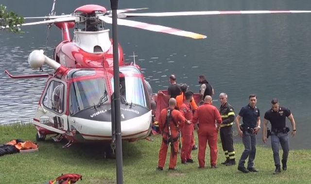 Morta la donna inghiottita dal lago