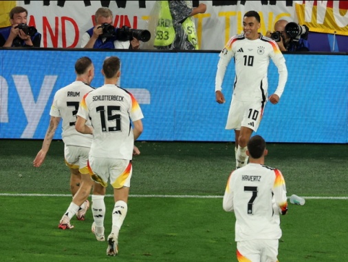 Euro 24: 2-0 alla Danimarca, Germania ai quarti