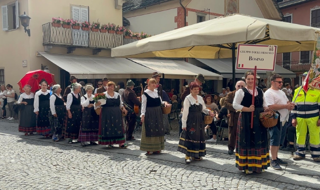 Weekend del Folklore, sfilate varesine in Valle Vigezzo