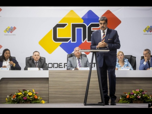 Maduro, 'mercoledì il Venezuela riprende il dialogo con gli Usa'