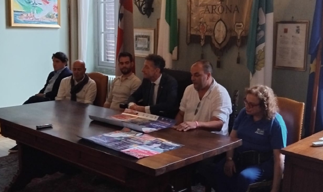 La presentazione degli eventi estivi in Comune ad Arona