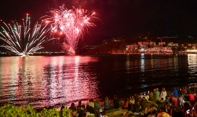 Fuochi, sagre e concerti: Ferragosto per tutti i gusti