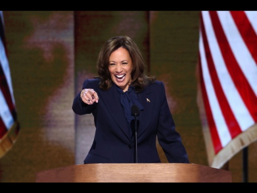 Usa 2024, Harris accetta la nomination dem e ringrazia Biden