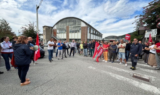 Ilma Plastica, braccia incrociate e appello