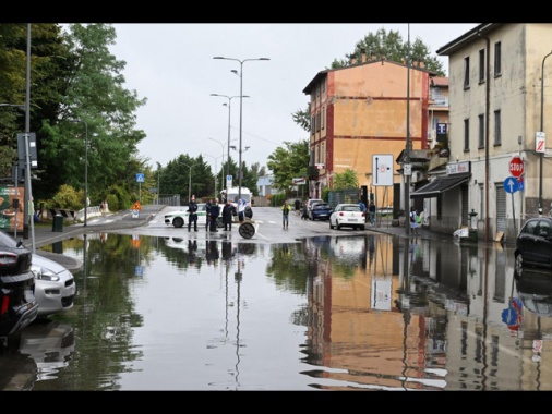 Fonti Mimit, nessun rinvio polizza anti-catastrofi imprese