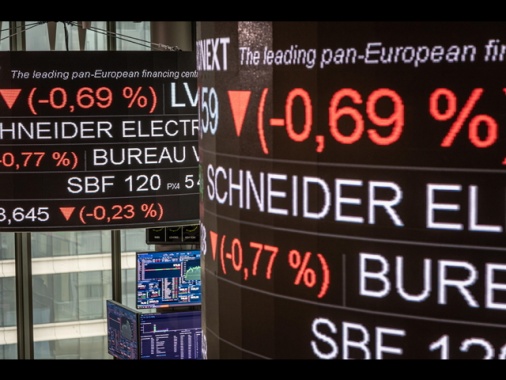 Borsa: l'Europa chiude in rialzo, Parigi +1,28%