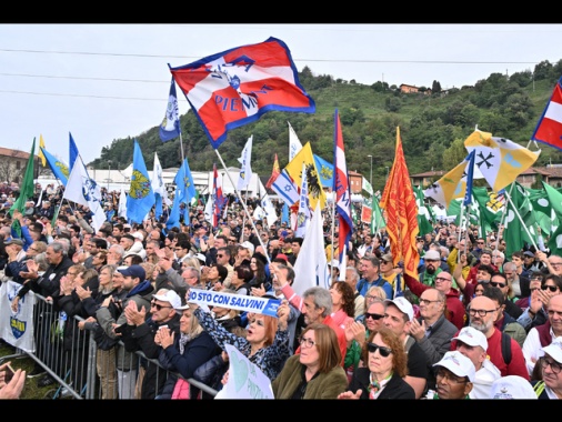 Salvini a Pontida, 'l'Autonomia è legge, indietro non si torna'